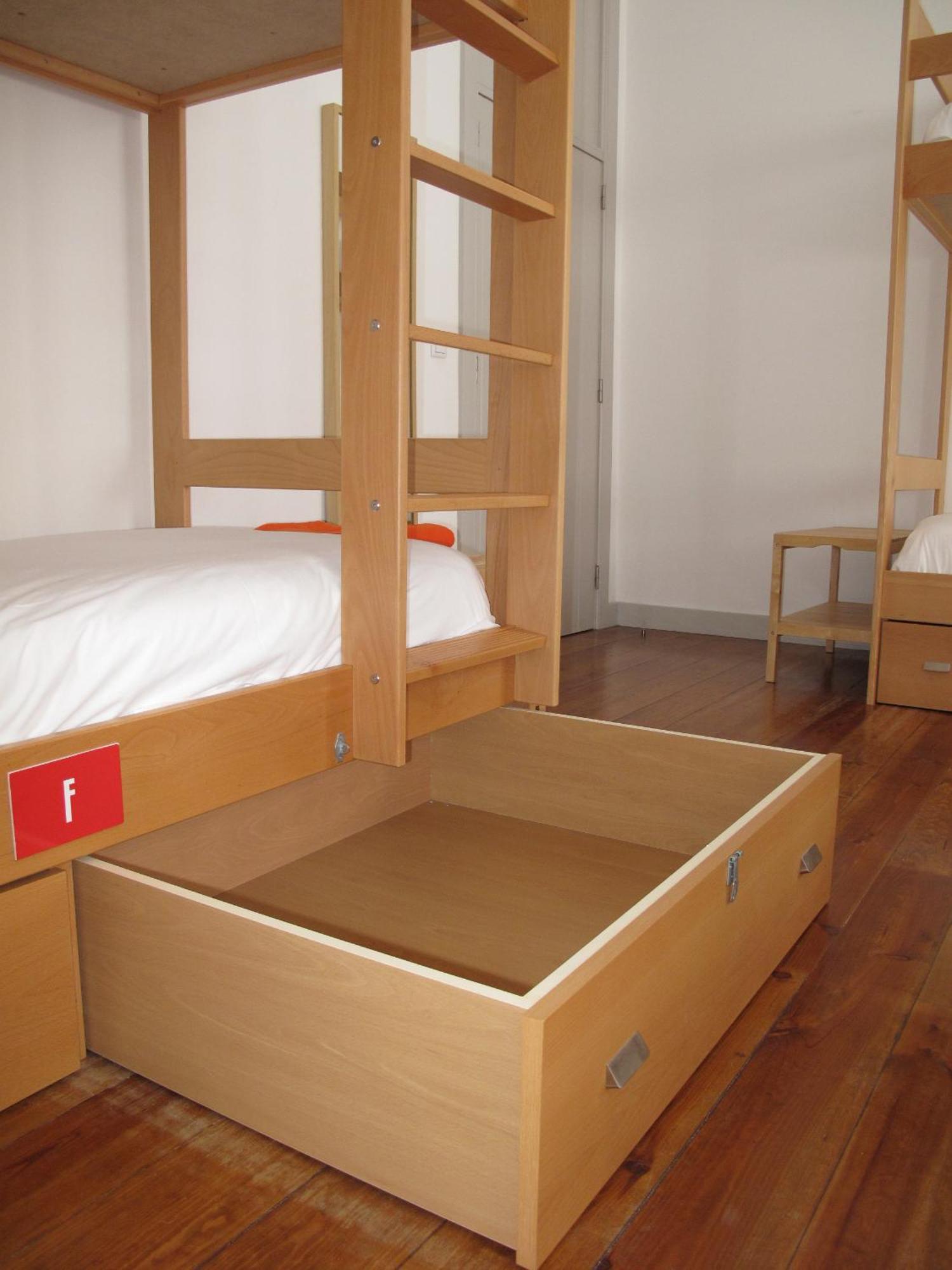 Inn Possible Lisbon Hostel Rom bilde
