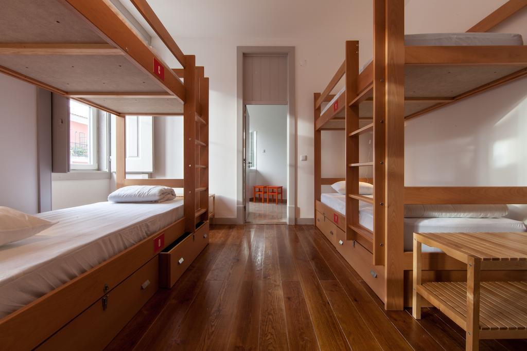 Inn Possible Lisbon Hostel Rom bilde